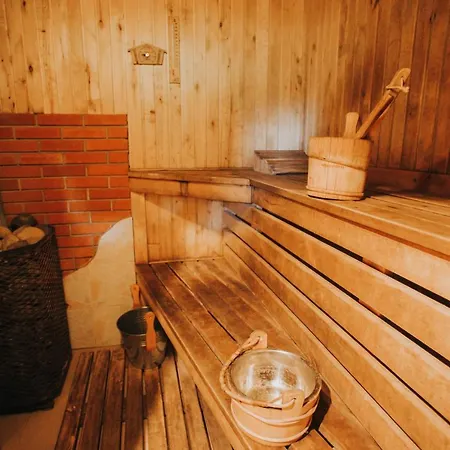 Brivdienu Maja Ar Pirti 