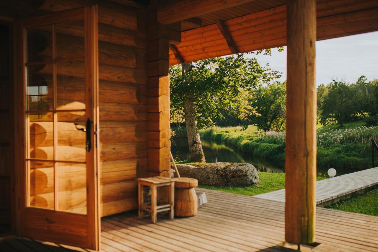 Holiday home Brivdienu Maja Ar Pirti 